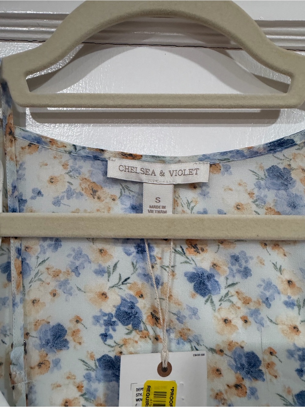 Chelsea & Violet Blue and Cream Floral Maxi with Sheer Jacket - Picture 2 of 10